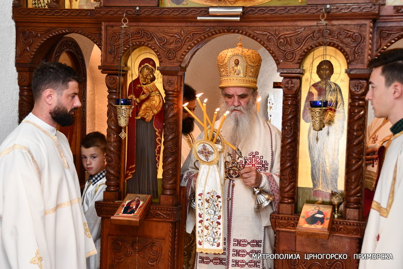 Митрополит Амфилохије у Пиперима: Послије дивље приватизације остало само још отимање светиња