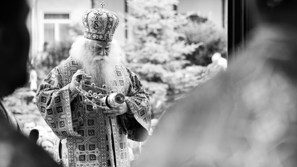 Noul Arhiepiscop al Sucevei şi Rădăuţilor va fi întronizat duminică