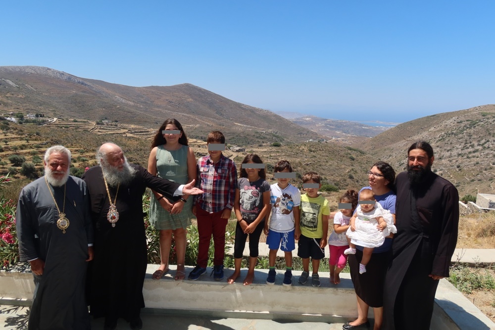 Η ΦΩΤΟΓΡΑΦΙΑ ΤΗΣ ΗΜΕΡΑΣ: Έτη πολλά από τα παιδιά