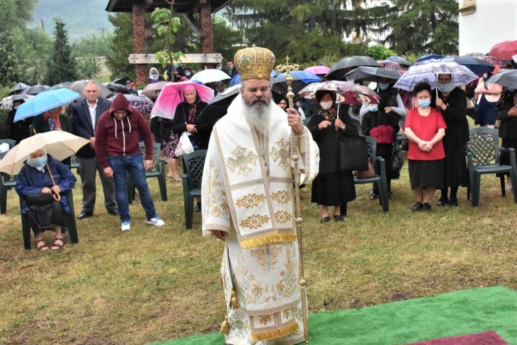 Domnul vine și se descoperă într-o inimă plină de liniște, spune PS Ignatie despre Profetul Ilie, văzătorul de Dumnezeu