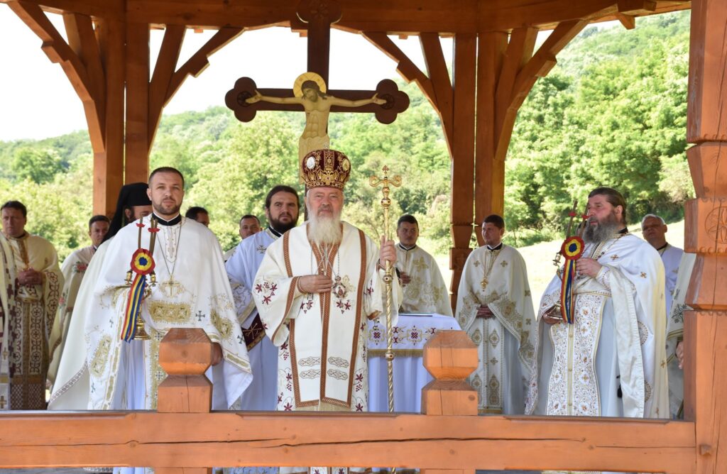 Hram în Eparhia Clujului | Sfântul Ștefan a întemeiat Mitropolia din Feleac și Episcopia din Vad