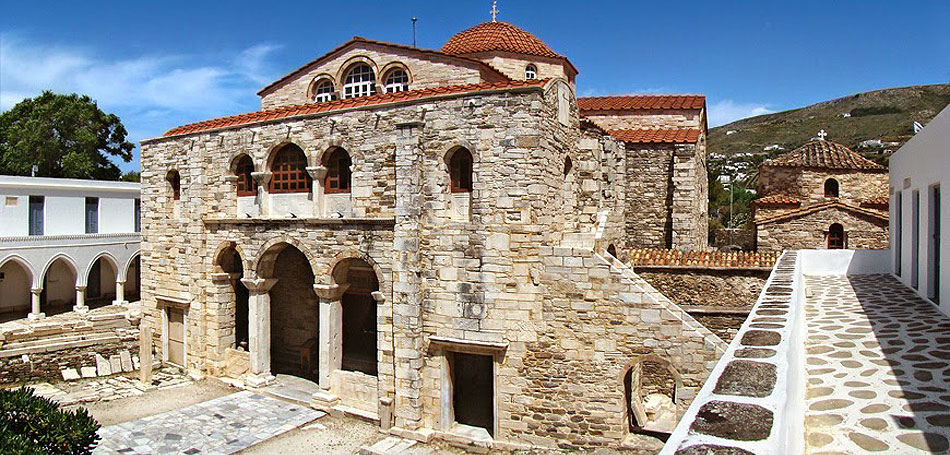 H Εκατονταπυλιανή θρηνεί για την Αγιά Σοφιά (βίντεο)