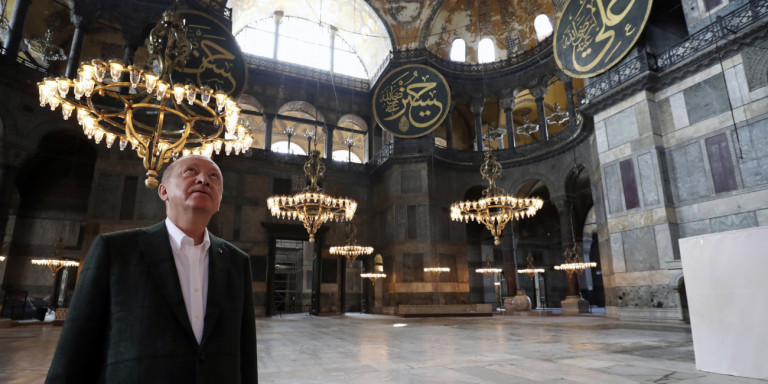 Ερντογάν για Αγία Σοφία: Παίρνουμε αυτό που δικαιούμαστε
