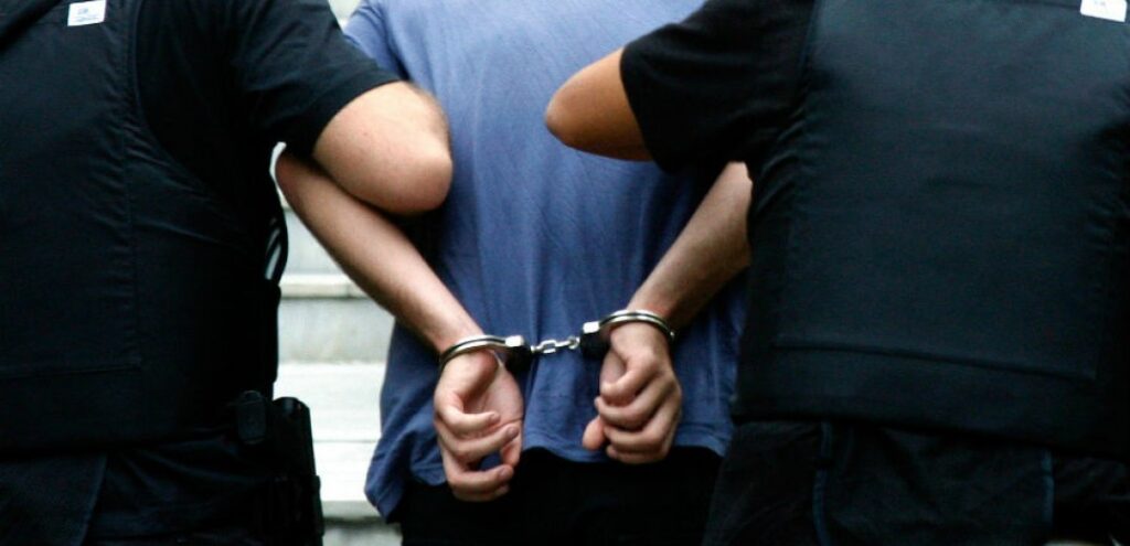 Συνελήφθη 46χρονος για κλοπές ιερών εικόνων