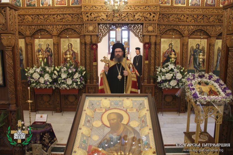 Архиерейска празнична вечерня в Лозенския манастир „Св. апостоли Петър и Павел“