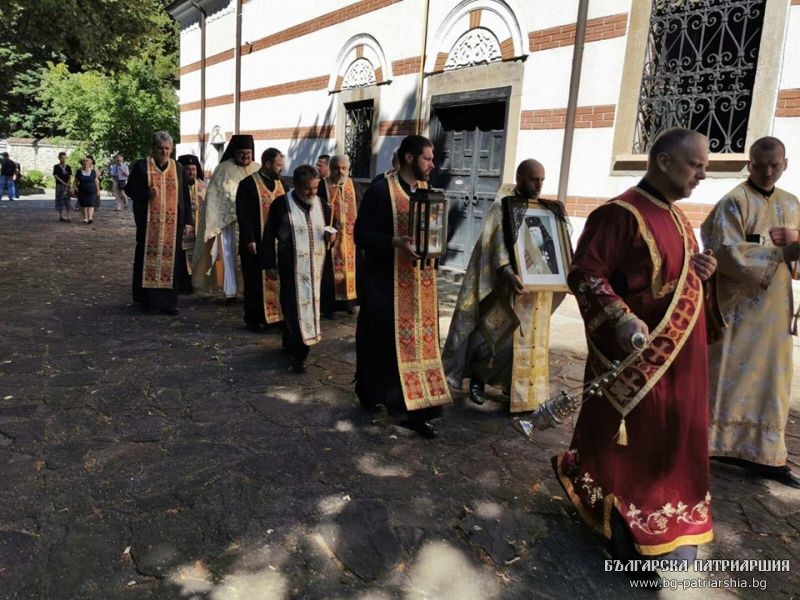22 години от кончината на дядо Партений – панихида в митрополитския храм “Св. Димитър”