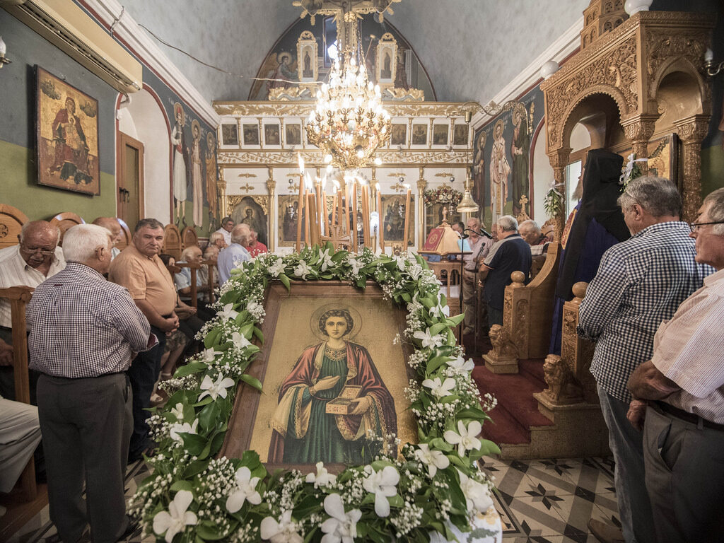 Η γιορτή στον Άγιο Παντελεήμονα της Χαλέπας «κλείνει» με παραδοσιακή μουσική