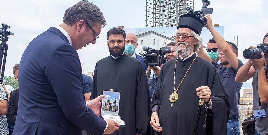 Ο Σέρβος Πρόεδρος σε υπό ανέγερση ναό στη Βοσνία