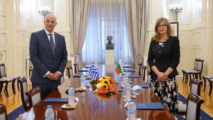 Σύμπνοια Δενδια-Ζαχάριεβα για Αγιά Σοφιά – Εκατέρωθεν ενημέρωση για ελληνοτουρκικά, κορωνοϊό & μεταναστευτικό