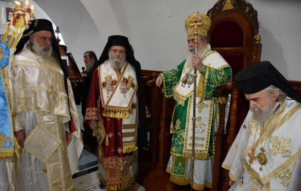 غبطة البطريرك يترأس خدمة القداس الإلهي في دير القديس يوحنا المعمدان