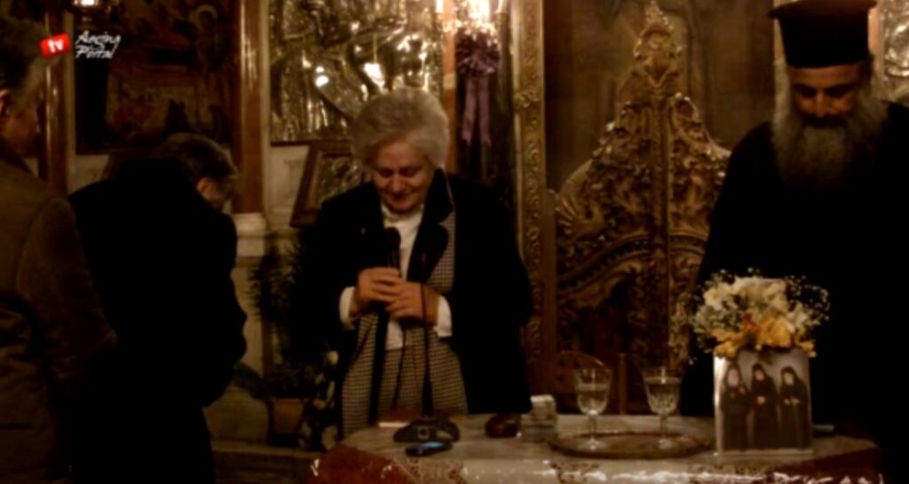 ΣΥΓΚΛΟΝΙΣΤΙΚΟ – Η αυτοσχέδια προσευχή της Αθηνάς Σιδέρη (ΒΙΝΤΕΟ)