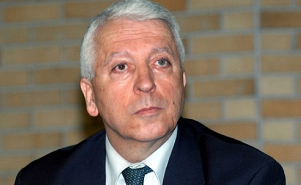 «Στοπ» Περιφερειάρχη στο Βαλιδέ Τζαμί λόγω Αγιάς Σοφιάς