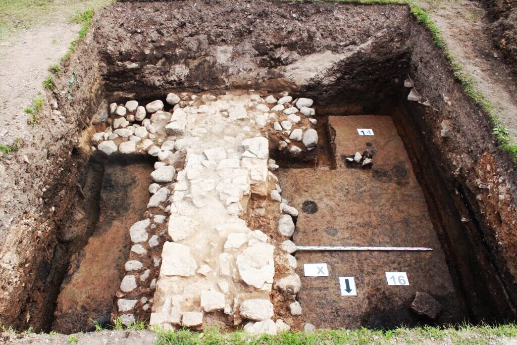 ΡΩΣΙΑ: Αρχαιολόγοι ανακάλυψαν θεμέλια αρχαίου ναού