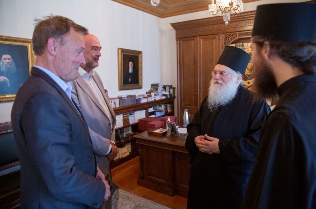 Заместник-председателят на Бундестага посети Ватопедския манастир