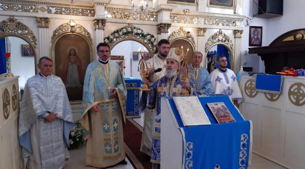 ÎPS Părinte Mitropolit a oficiat Sfânta Liturghie în parohia “Sfinții Ierarhi Luca și Dionisie” din satul Elizavetovca, raionul Ungheni