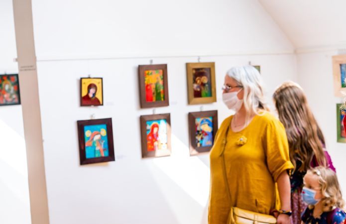 La Cluj a fost vernisată o expoziție de icoane cu tematică mariologică