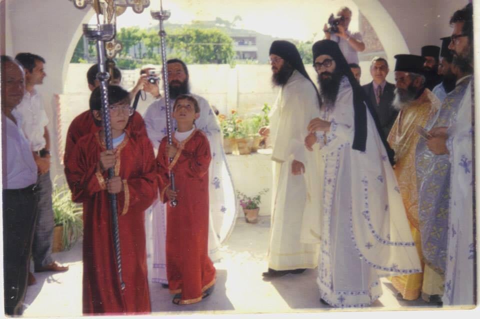 “Priftërinjtë e tu do vishen me drejtësi, dhe oshënarët e tu do të ngazëllohen”