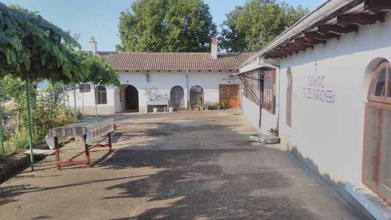 Отпускат 400 000 лева за ремонта на девическия манастир „Св. Петка“