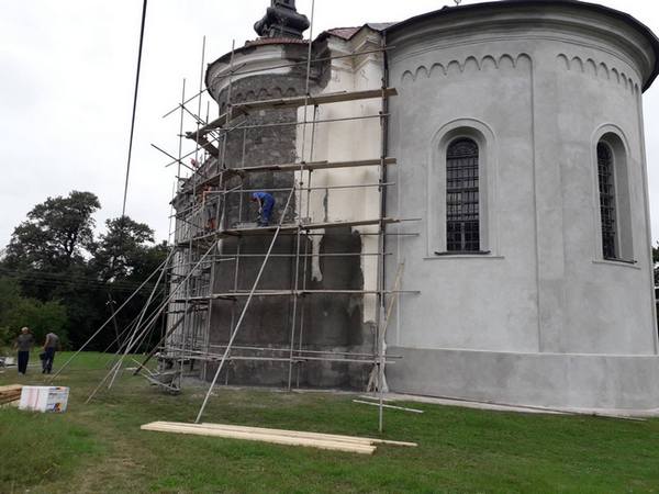 Уређење фасаде на бољевачком храму
