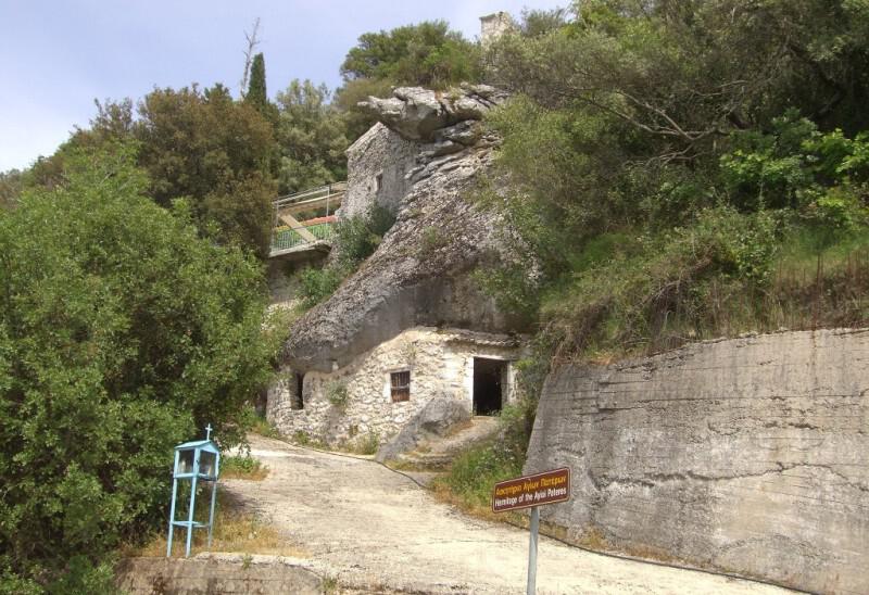 Αγρυπνία στην Ιερά Μονή Αγίων Πατέρων Λευκάδας