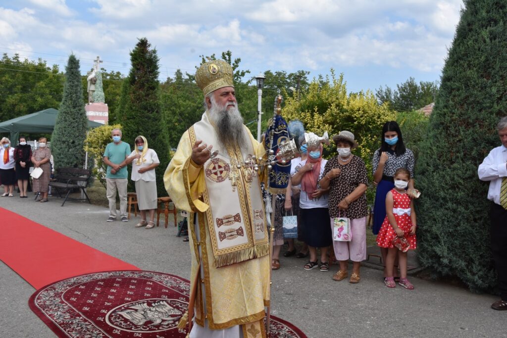 Arhiepiscopul Râmnicului, îndemn la nădejde și îndrăzneală cu inima curată