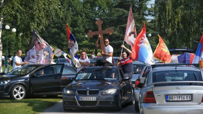 Σερβία: Πορεία στήριξης για το Μαυροβούνιο
