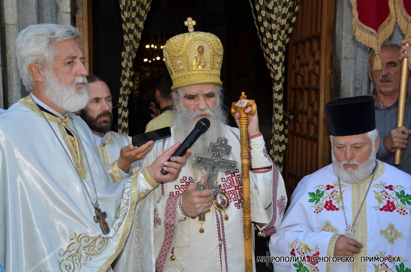 Митрополит Амфилохије у манастиру Морача: Опредјељујте се коме Богу ћете служити и за кога ћете гласати, ја гласам за светиње