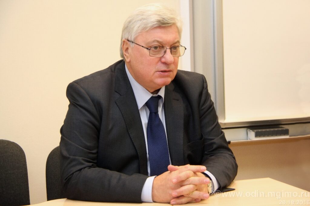 Поздравление Святейшего Патриарха Кирилла ректору МГИМО А.В. Торкунову с 70-летием со дня рождения