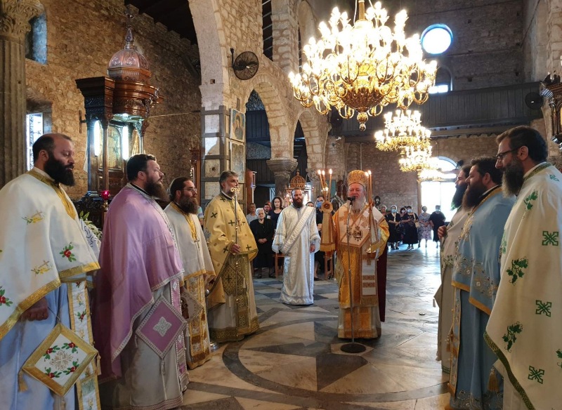Πλήθος ιερέων στο μνημόσυνο του μακαριστού Ιερέως Γεωργίου Καλαφάτη