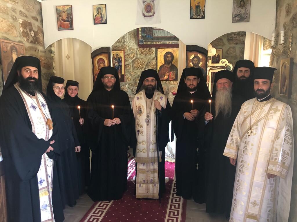 Se măreşte obştea primei mănăstiri româneşti din Portugalia