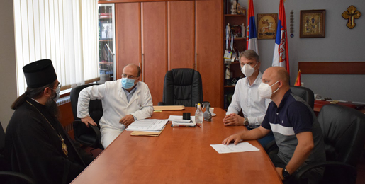 Скромни знак благодарности лекарима херојима