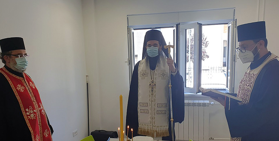 Bishop Arsenije consecrated the laboratory “Fiery Eye”