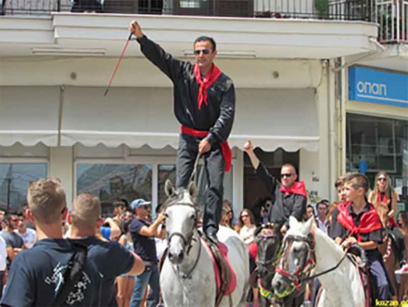 Οι Καβαλάρηδες της Παναγίας της Σιάτιστας