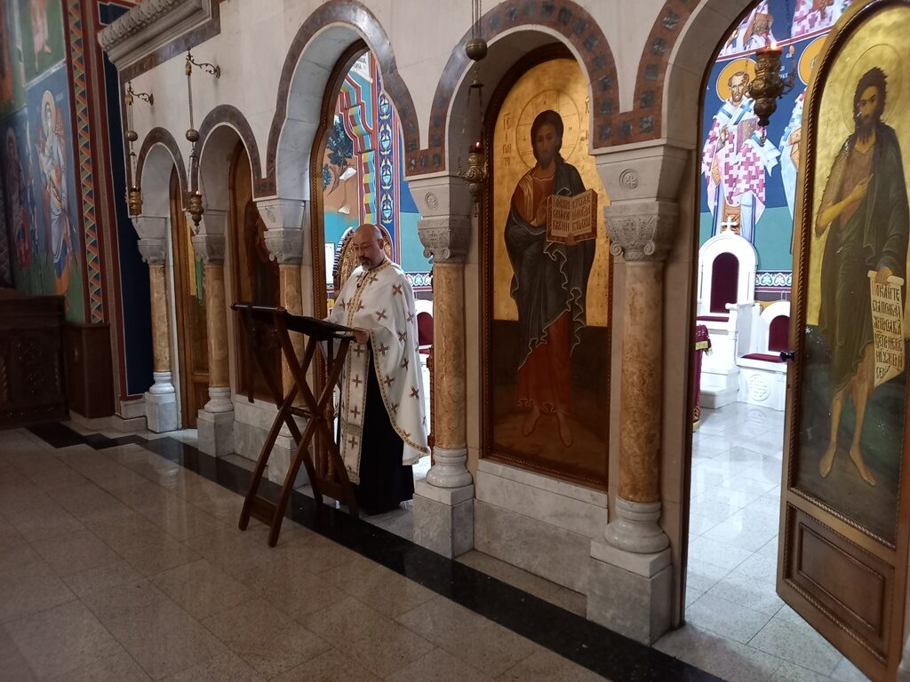 Молебан у цркви Светог Димитрија у Лазаревцу