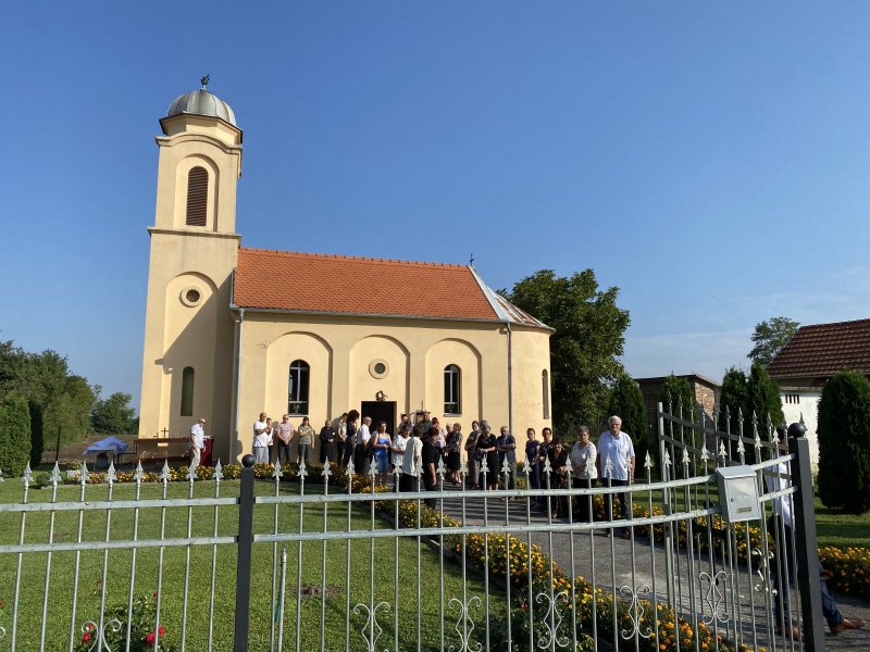 Архијерејска Литургија у Чепинским Мартинцима