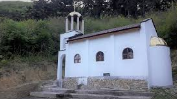 Подновиха еко пътека към храм „Св. Георги Победоносец“ край Сливен