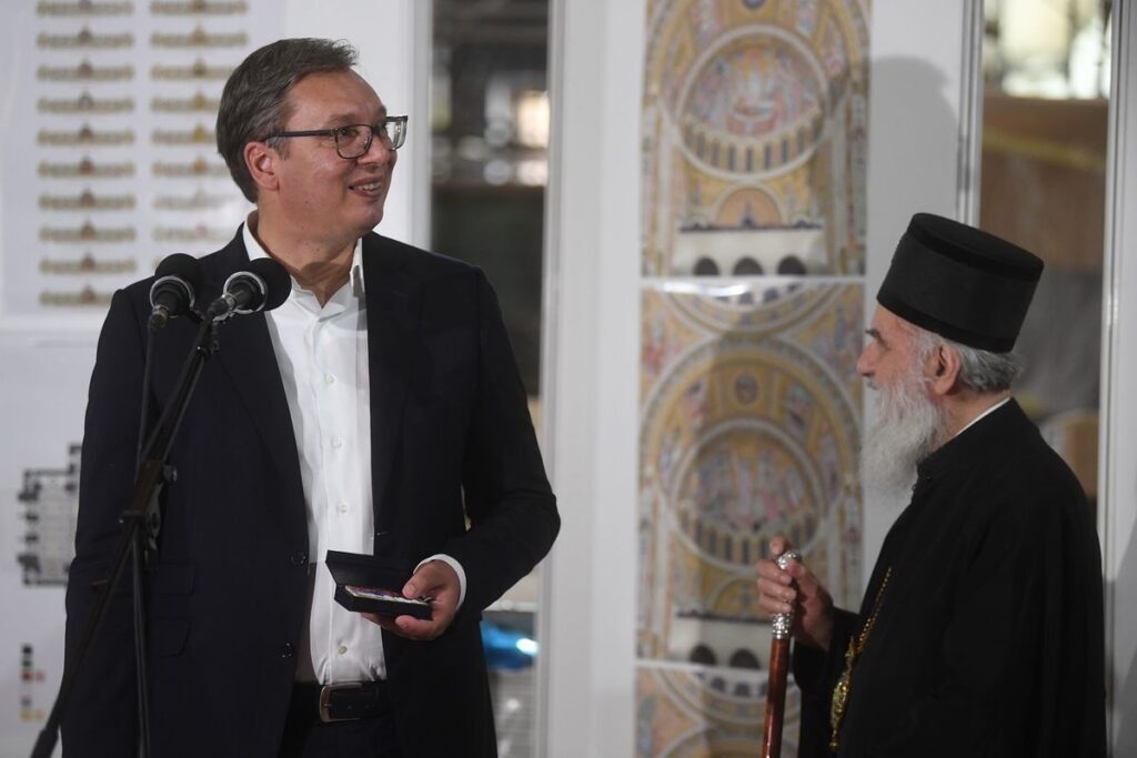 Патриарх Ириней и Александър Вучич провериха строежа на катедралата „Св. Сава“ в Белград