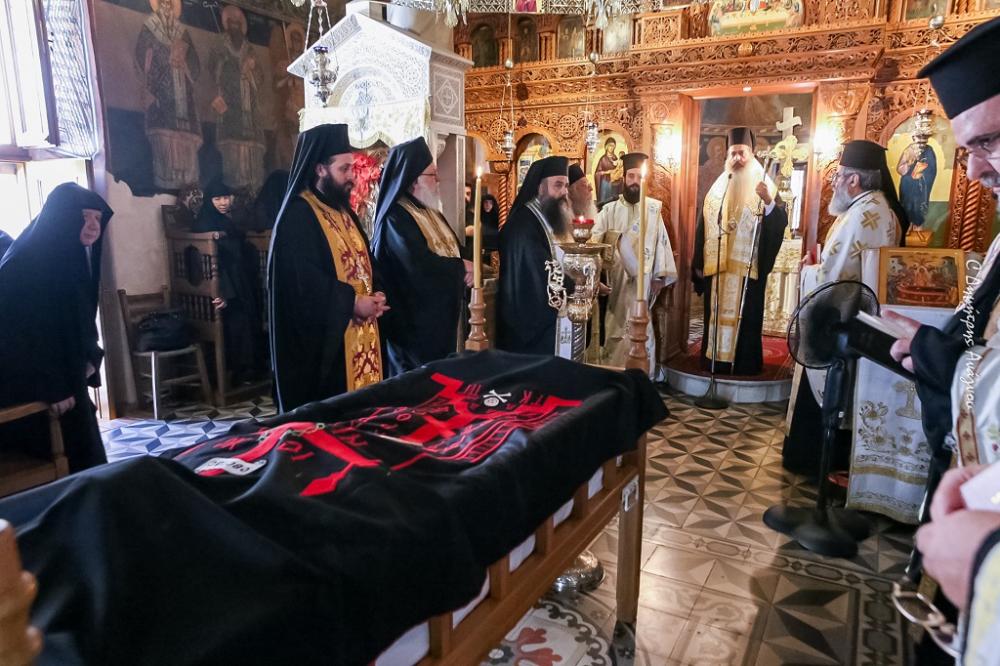 Ι.Μ. Δαμάστας: Το “ύστατο χαίρε” στη μοναχή Θεοδώρα