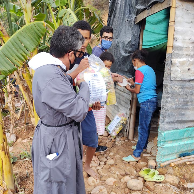 «Δεν μπορούμε να κλείνουμε τα μάτια μας στον πόνο»