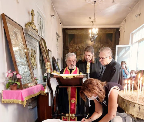 Τιμώντας στον Άγιο Φανούριο στη Χαλκηδόνα