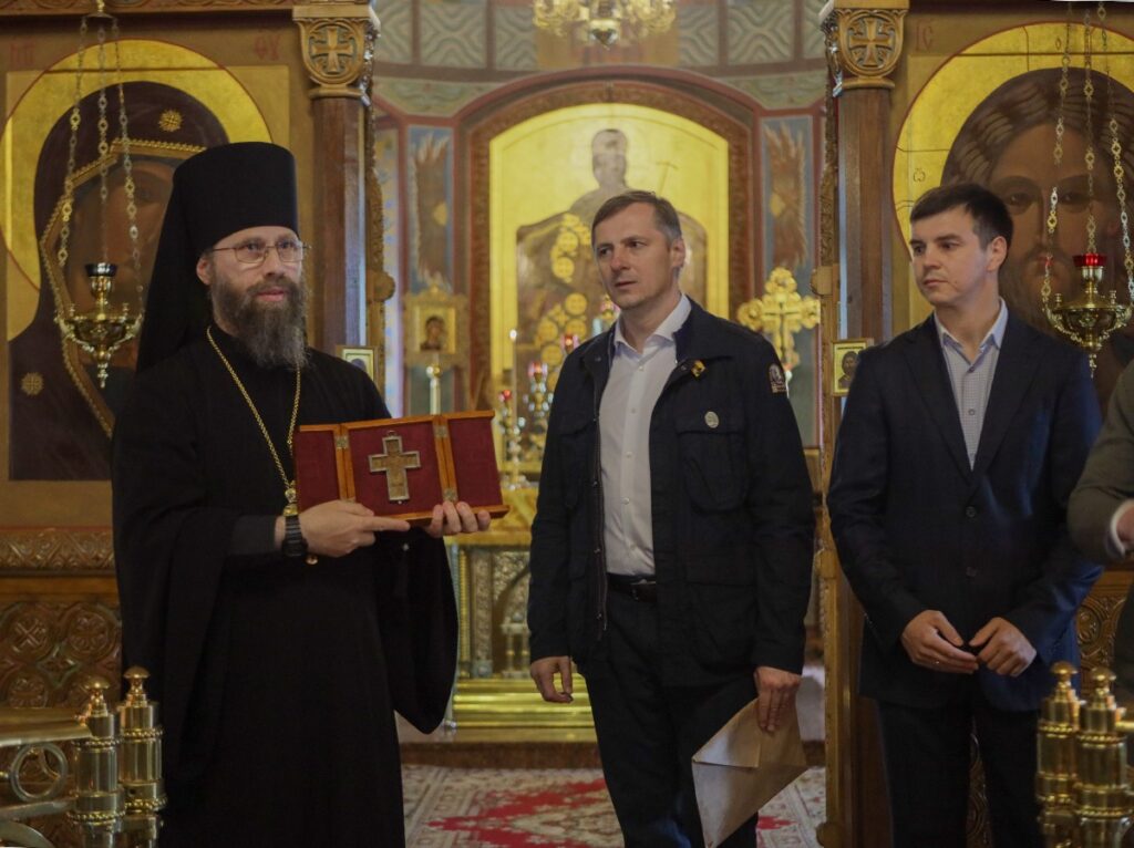 Оптиной пустыни передана в дар святыня