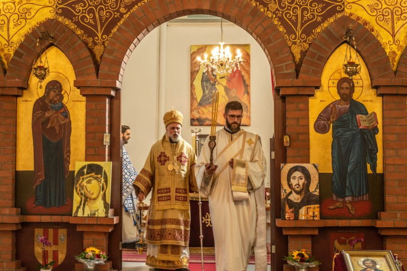Света архијерејска Литургија у Дортмунду