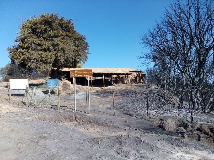 Φθορές από τη φωτιά σε νεκροταφείο μυκηναϊκών χρόνων