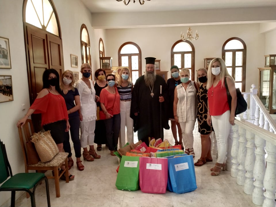 Ο γυναίκες βγήκαν μπροστά για την στήριξη των μαθητών