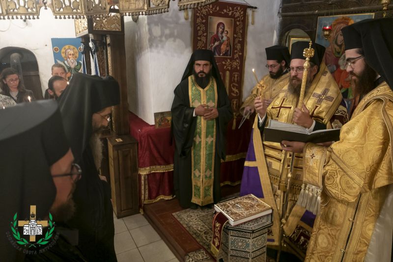 Свещеник бе постриган за монашеско служение в манастира „Седемте престола“