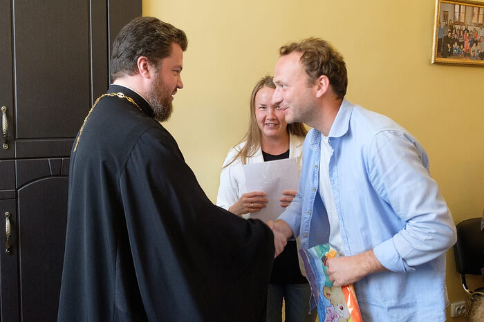 Οι πρώτοι απόφοιτοι της Σχολής θετών γονέων