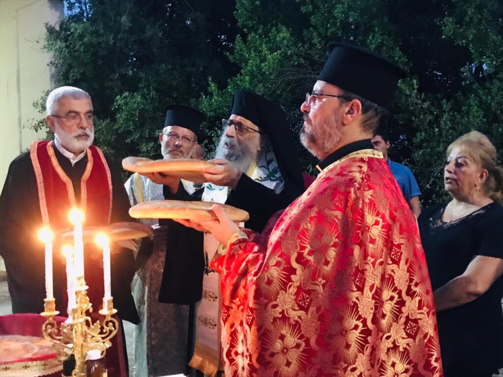 كرياكوس ترأس صلاة الغروب في كنيسة مار تقلا في عابا الكورة