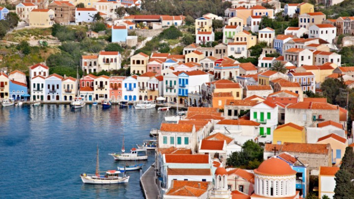 «Η Τουρκία έχει δικαίωμα επέμβασης σε ελληνικά νησιά»