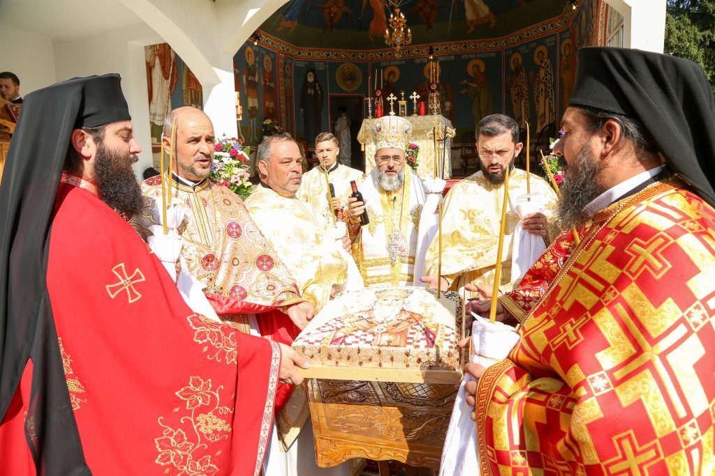 Sfântul Mucenic Teodosie a fost cinstit la Brazi, mănăstirea pe care a apărat-o cu prețul vieții