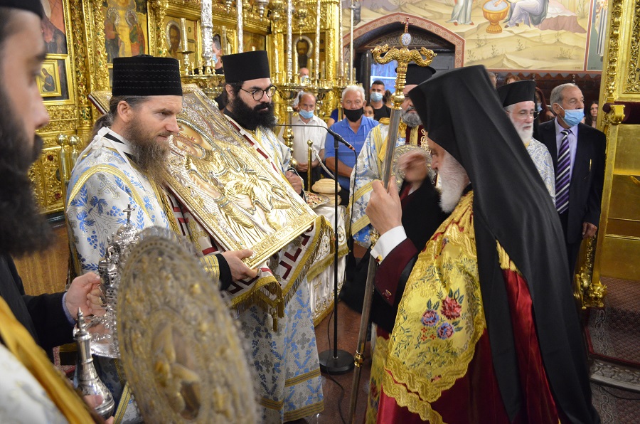 Πλήθος πιστών συνέρρευσε στην Ιερά Μονή Κύκκου